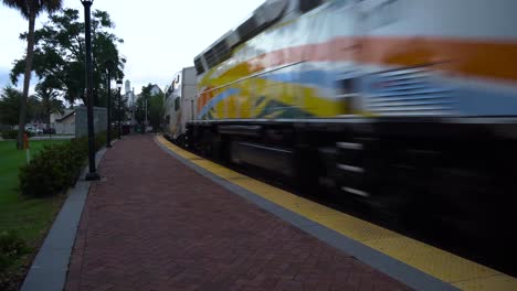 Winter-Park-Florida-train-station-serving-the-Winter-Park-Florida-area-and-Orlando,-on-a-morning