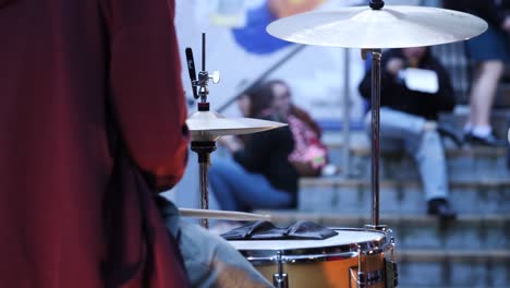 Drummer-performing-at-a-street-fair