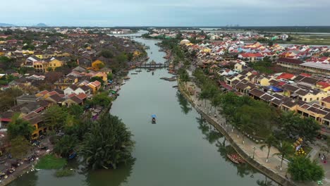 Aerial-view-flying-in-to-Hoi-An-in-Vietnam