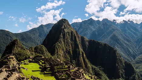 Zeitraffer-Der-Landschaft-Von-Machu-Picchu,-Peru