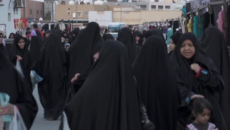 Ein-Zeitraffer-Eines-Dorfmarktes-In-Bahrain