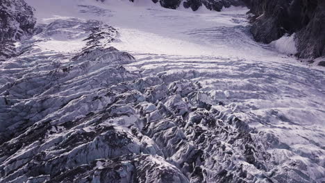 4K-Glacier-at-Jade-Dragon-Snow-Mountain-near-Lijiang,-China
