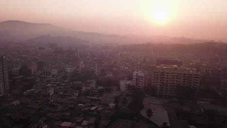 4k-Sonnenaufgang-über-Mumbai,-Indien