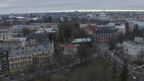 Luftdrohnenaufnahme-Der-Stadt-Helsinki