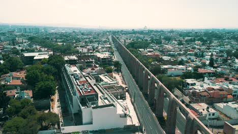 Landing-view-of-Arcos-de-Queretaro-seen-from-one-end-of-the-structure