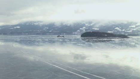 Beautiful-Lake-View-In-Steinsfjorden-Vik-Norway---aerial-shot