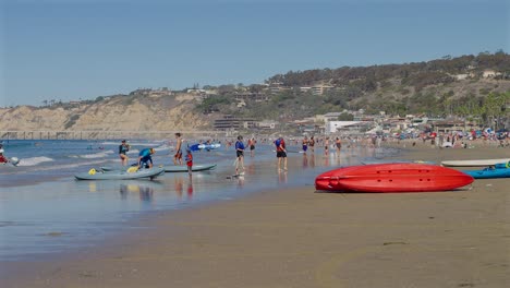Kayakers-at-La-Jolla-Shores-Beach-in-Southern-California