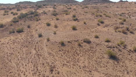 Drone-De-Vía-única-En-El-Desierto-De-Karoo