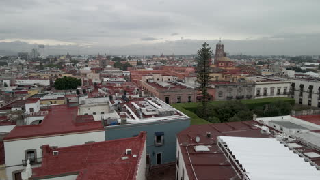 Take-Off-View-In-Der-Innenstadt-Von-Querétaro