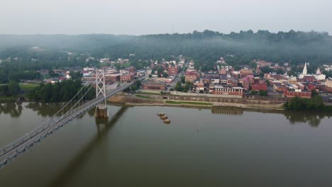 Maysville,-Kentucky-historic-downtown-along-the-Ohio-River-with-the-Simon-Kenton-Memorial-Bridge