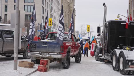 Camionero-Protesta-Libertad-Convoy-Centro-De-Ottawa-Ontario-Canadá-2022-Covid-19-Anti-máscara-Anti-vax-Covid-19-Mandatos