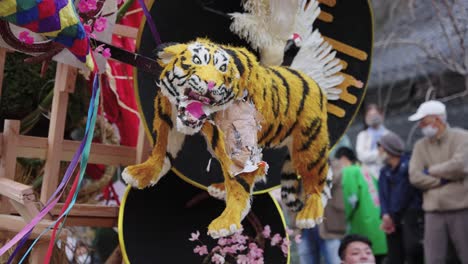 Year-of-the-Tiger-Float-damaged-after-battle-event-at-Sagicho-Matsuri