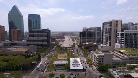 Aerial-view-over-the-Klyde-Warren-Park-and-the-Texas-State-Highway-Spur-366,-in-Dallas,-USA