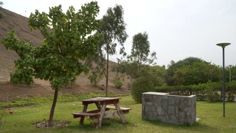 Fixed-shot-of-a-rest-stop-in-a-nature-trail-in-San-Antonio,-Cañete,-Lima,-Peru