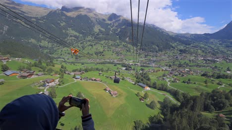 Panoramablick-Von-Der-Eiger-Express-Gondel-In-Der-Schweiz