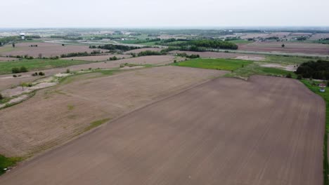Drohne-Fliegt-über-Bauernfelder-Im-Ländlichen-Osten-Von-Gwillimbury-Außerhalb-Von-Toronto