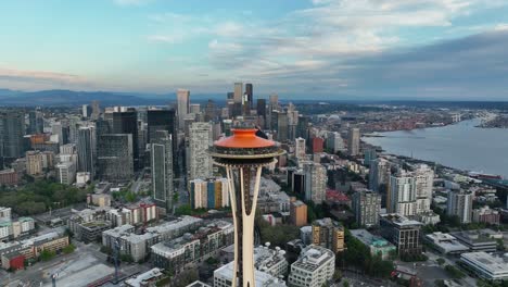 Drone-shot-flying-towards-the-Seattle-Space-Needle-on-a-bright-and-warm-summer-day