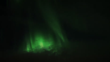 Northern-lights-in-the-sky-in-lofoten-islands
