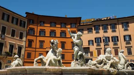 Neptunbrunnen-Am-Nördlichen-Ende-Der-Piazza-Navona,-Rom,-Italien