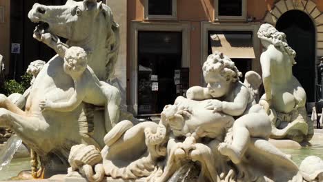 Neptunbrunnen-Detail-Der-Statuen,-Piazza-Navona,-Rom,-Italien