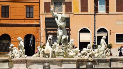 Historic-Fountain-of-the-Neptune-in-Piazza-Navona,-by-Giacomo-Della-Porta