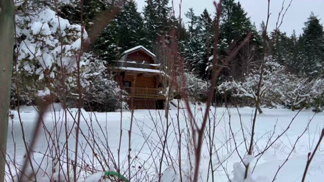 Farmhouse-in-Snowy-Winter-Wonderland