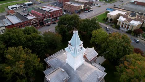 aerial-over-simpson-county-courthouse-in-franklin-kentucky