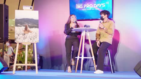 The-ceremony-is-currently-conducting-a-live-interview-with-professional-photographers-about-their-inspiration-for-stage-photography-at-BIG-PRO-DAYS-during-the-COVID-19-pandemic-in-Bangkok,-Thailand