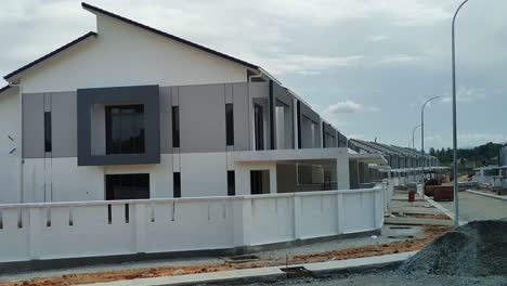 A-luxury-two-story-terrace-house-is-under-construction