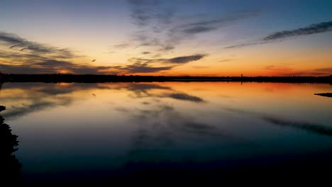 Mirror-Lake-Beautiful-Reflection-Reveal