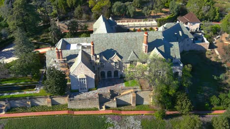 Greystone-Mansion-in-Beverly-Hills-|-Aerial-Orbiting-Shot-|-Afternoon-Lighting