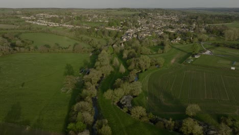 Oxfordshire-Countryside-Aerial-View-Charlbury-Town-Time-Lapse-England-Springtime