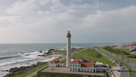 Lighthouse-of-Leça-da-Palmeira,-aerial-view