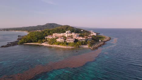 Beautiful-Roatan-island,-Honduras,-drone-footage,-orbit