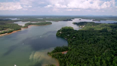 Luftaufnahme-über-Dem-Lake-James,-North-Carolina,-North-Carolina
