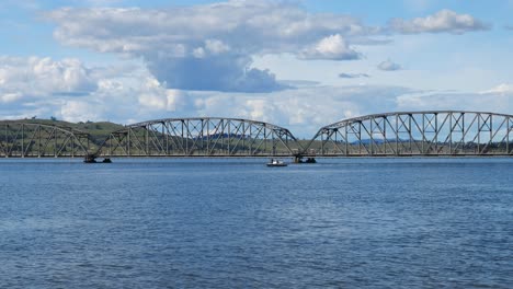 El-Puente-Bethanga,-Cruzando-El-Lago-Hume,-Cerca-De-Albury,-Al-Noreste-De-Victoria,-Australia