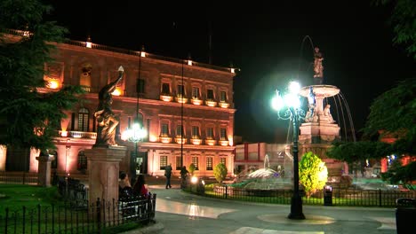 Downtown-Saltillo-Mexico.-Central-square-and-Government-Palace