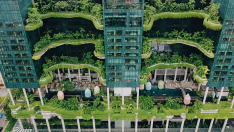 Aerial-view-of-the-Park-Royal-Hotel-on-Pickering,-China-town,-Singapore