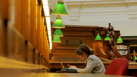 state-library-victoria-July,-2019
melbourne-library