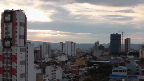 Zeitraffer-Sonnenuntergang-In-4K-Auflösung-In-Bucaramanga,-Kolumbien