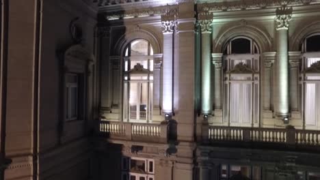 Vista-Aérea-Nocturna-Del-Teatro-Colón