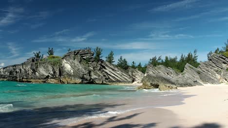 Stonehole-Bay-Beach-Ist-Ein-Schöner-Strand-An-Der-Südküste-Von-Bermuda