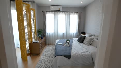 Orientalische-Moderne-Luxus-Schlafzimmerdekoration