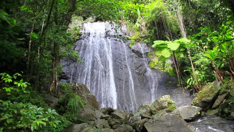 A-majestic-waterfall-in-the-jungle-of-El-Yunque-in-Puerto-Rico