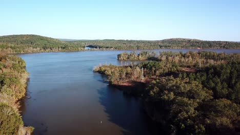 Badin-Lake-NC,-Luftaufnahme-Von-Badin-Lake-North-Carolina-In-4k