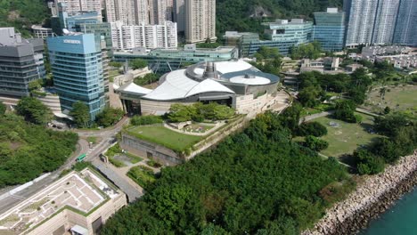 Hong-Kong-Cyberport-shopping-mall-and-Broadway-theatres-complex,-Aerial-view