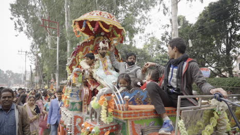Indian-wedding-in-Corona-pandemic,-Groom-on-Buggy-carriage-in-India