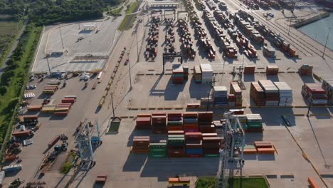 Aerial-establishing-shot-of-large-shipping-port-in-La-Porte,-Texas