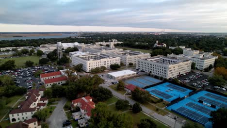 aerial-pullout-from-the-citadel-military-college-in-charleston-sc,-south-carolina
