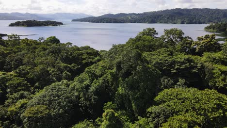 Aerial-video-of-Arenal-lake-in-Costa-Rica's-northern-province-Alajuela
